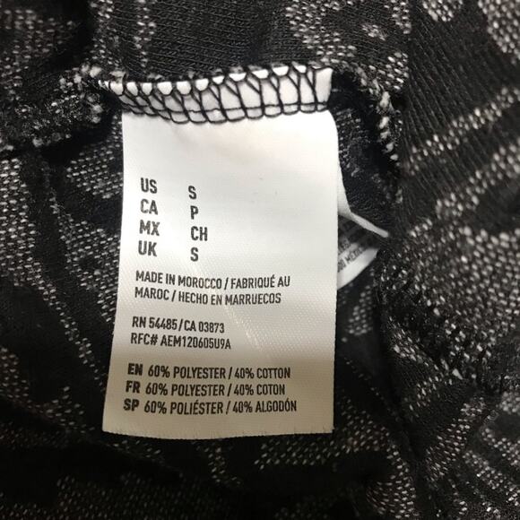 American Eagle Black & White Aztec Print Cardigan - Picture 5 of 6